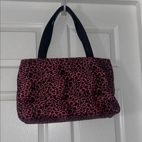 Arlene C Inc Handbags - Arleen C inc Leopard Print Pink Tote Bag